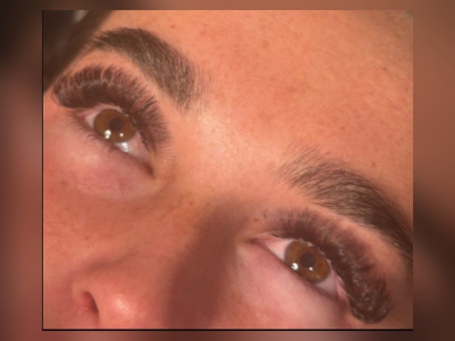 Finished lash result with brown eyes